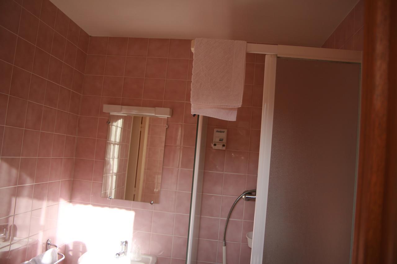 Auberge Saint Martin Habitación foto